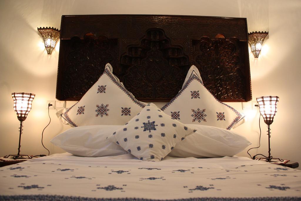 Ryad Dar El Meknassia Meknès Habitación foto